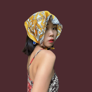 意大利风情淡黄色方巾