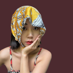 意大利风情淡黄色方巾